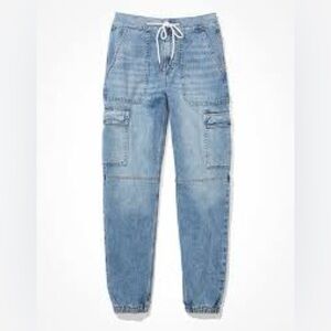 AMERICAN EAGLE Cargo Jogger High Rise Jeans 2R Ice Blue Excel. Cond.
